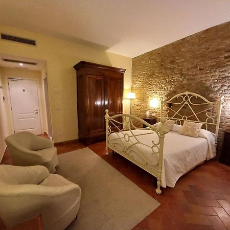 Hotel Il Castello Certaldo Kültér fotó